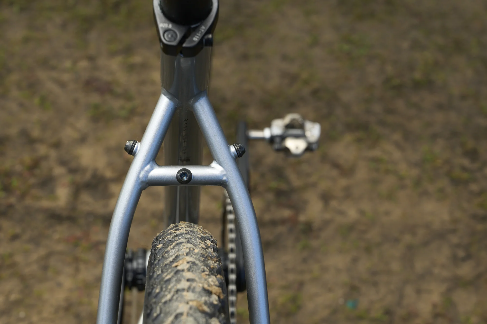 Marin Four Corners 2 - Bikepacking Steel Gravel Bike - Image 7