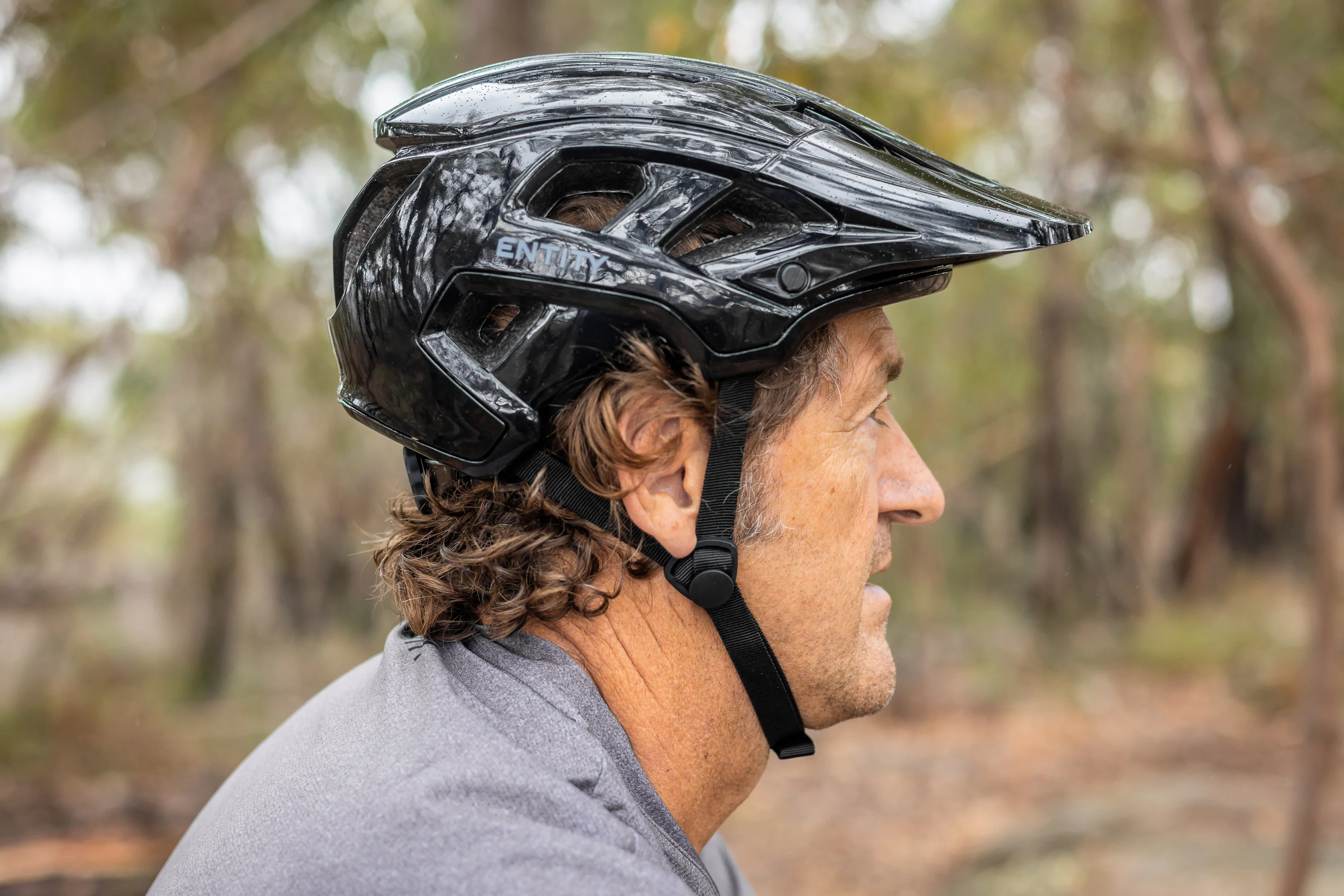 Entity MH20 Mountain Bike Helmet - Image 3