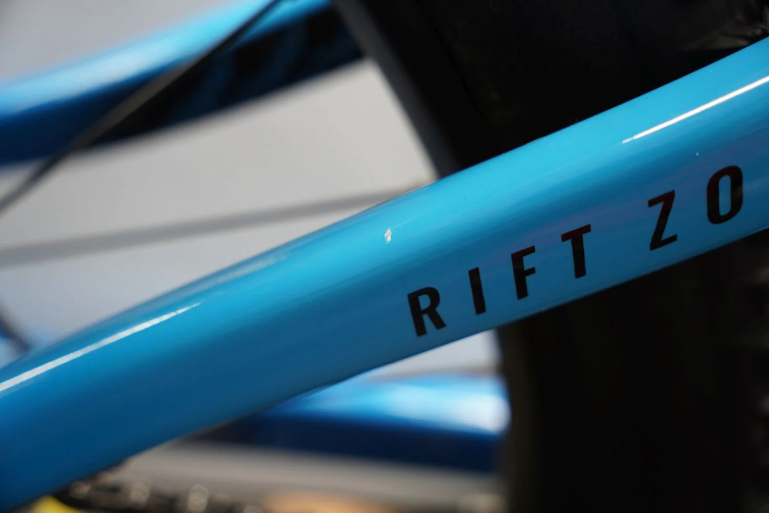 Ex Demo - Marin Rift Zone EL1 - Bosch Lightweight eMountain Bike L3 - Image 3