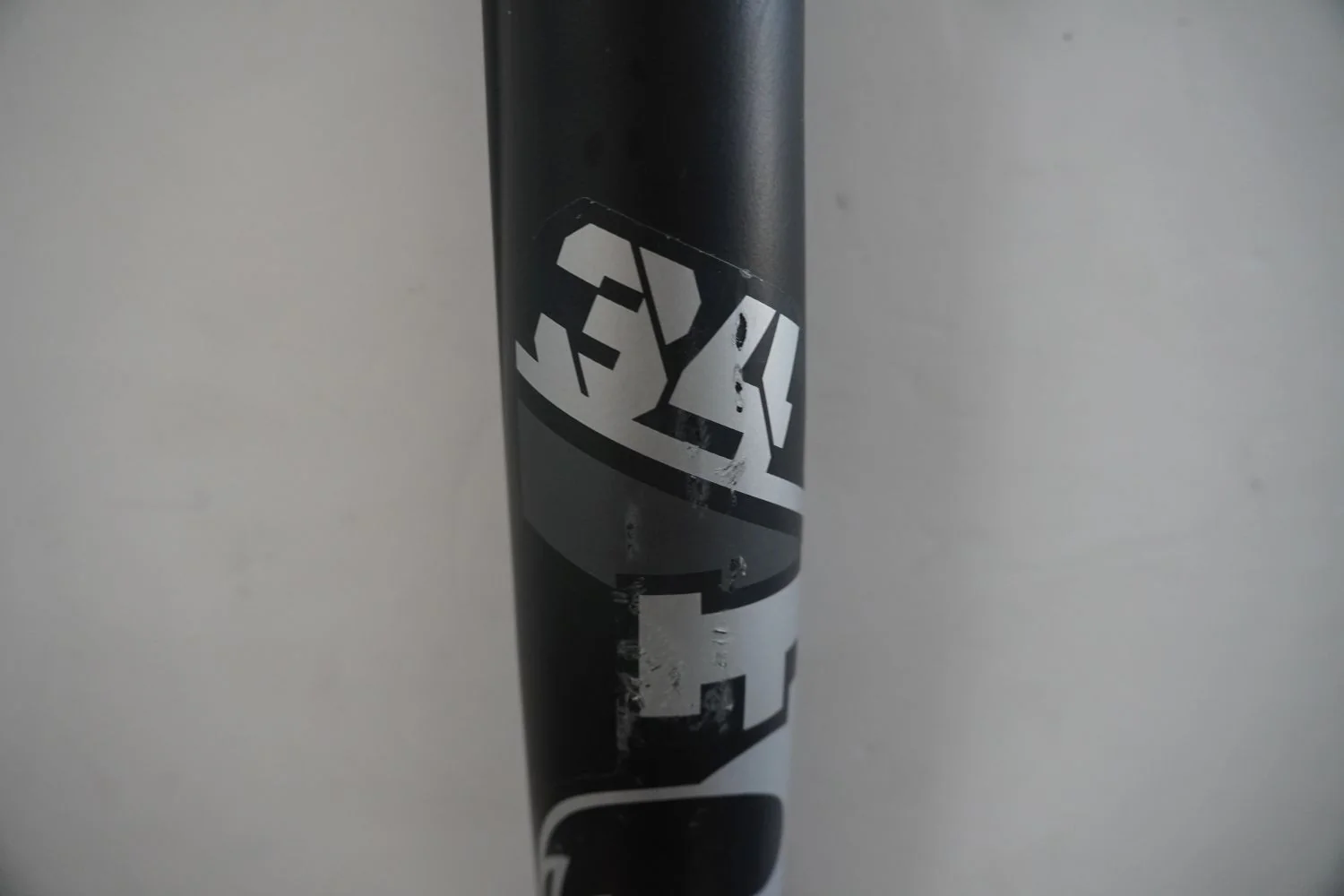 Ex Demo - Polygon Siskiu T8 - Mountain Bike [Black/Gold] L2 - Image 14