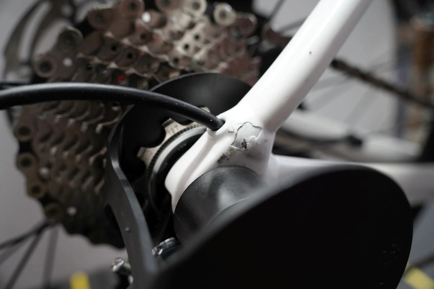 Ex Demo - Polygon Strattos S4 Disc - Tiagra Alloy Road Bike XL1 - Image 5