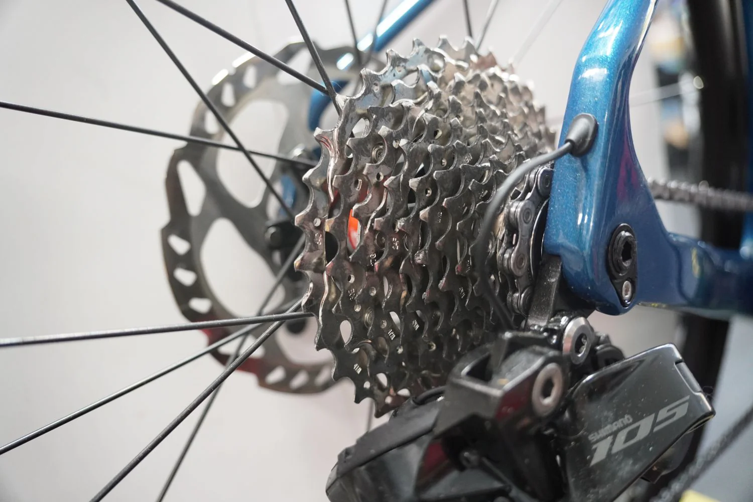 Ex Demo - Polygon Strattos S7X - 105 Di2 Carbon Road Bike S2 - Image 6