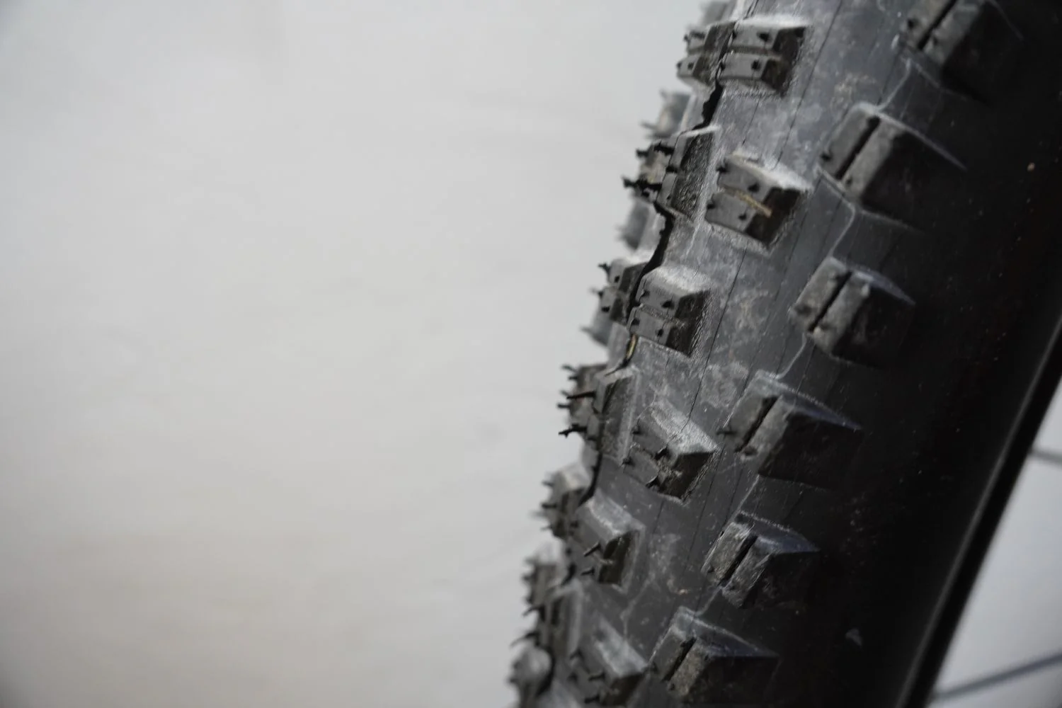 Ex Demo - Polygon Xtrada 7 - Mountain Bike L1 - Image 3