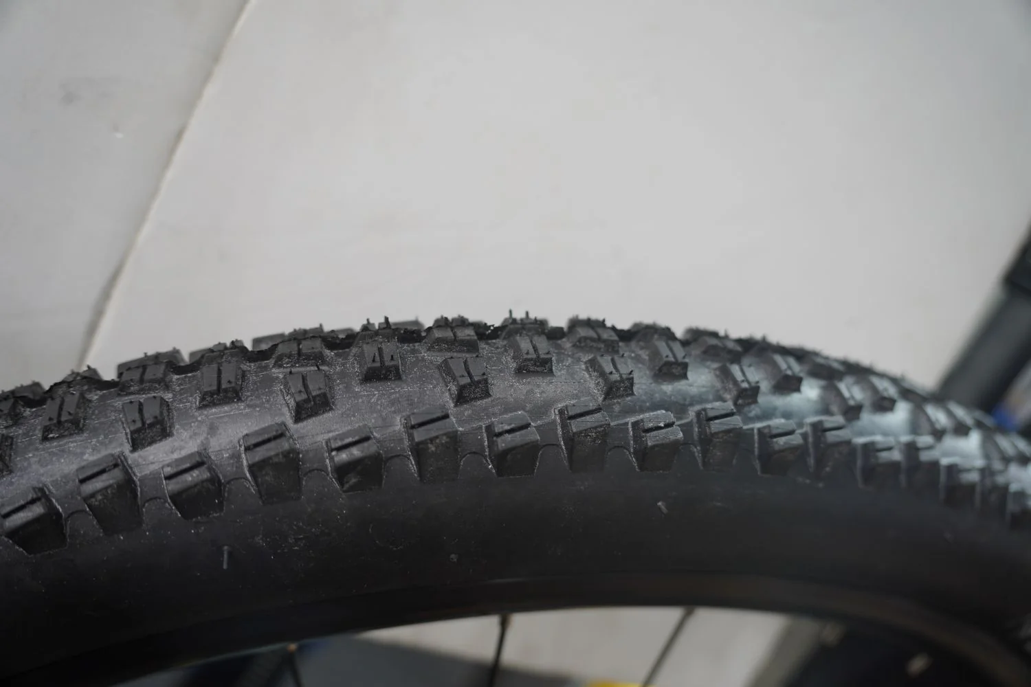 Ex Demo - Polygon Xtrada 7 - Mountain Bike L3 - Image 5