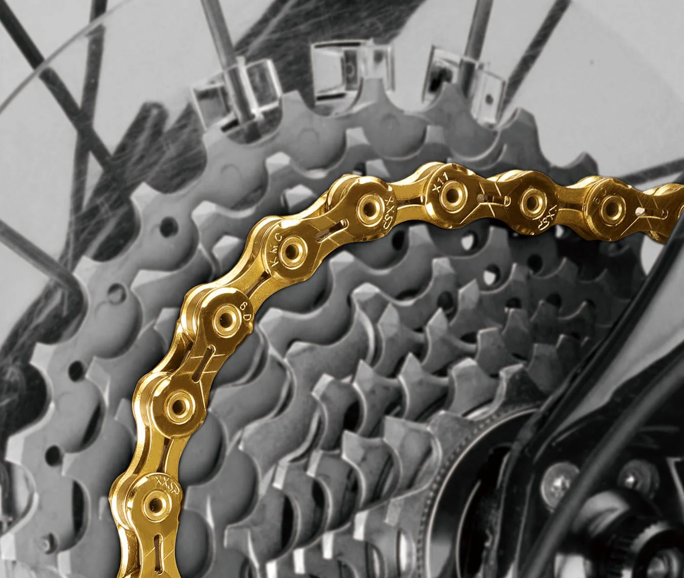 KMC X11SL SuperLight 11 Speed Chain - Gold 116L - Image 5