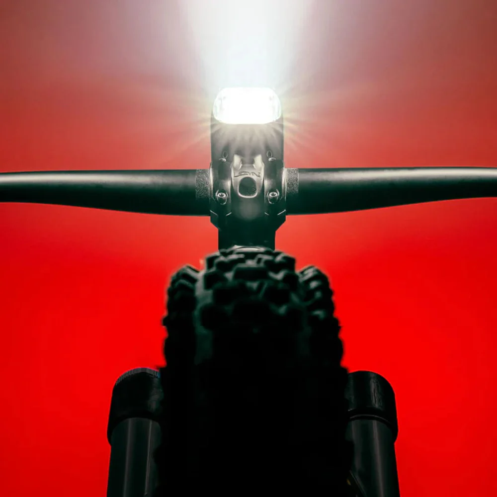 Lezyne Mega Drive 2400+ USB-C Front Light - Image 9