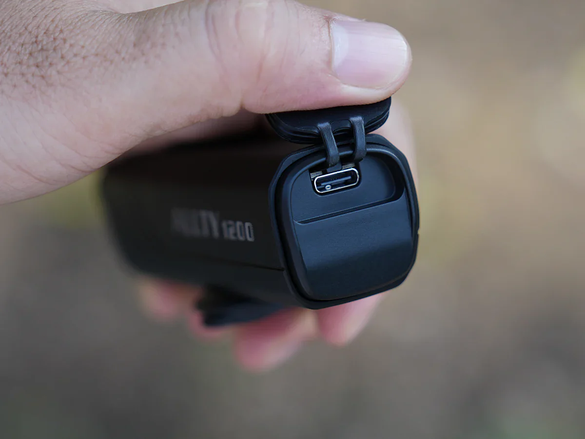 MAGICSHINE Front Light - ALLTY 1200 - Garmin and GoPro Mounts Included - Image 8