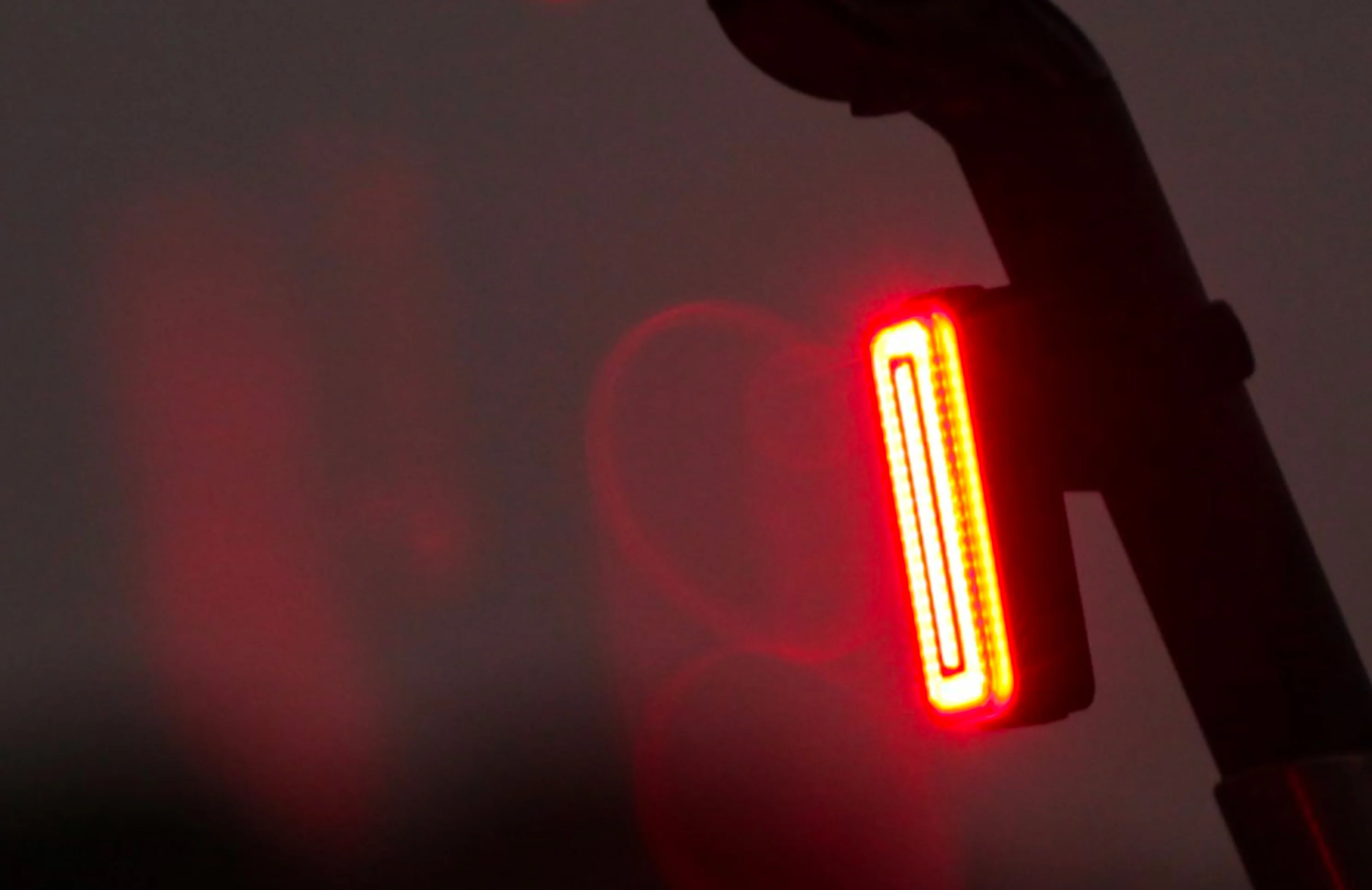 MAGICSHINE SeeMee 100 V2 - Brake & Ambient Rear Light - Image 6