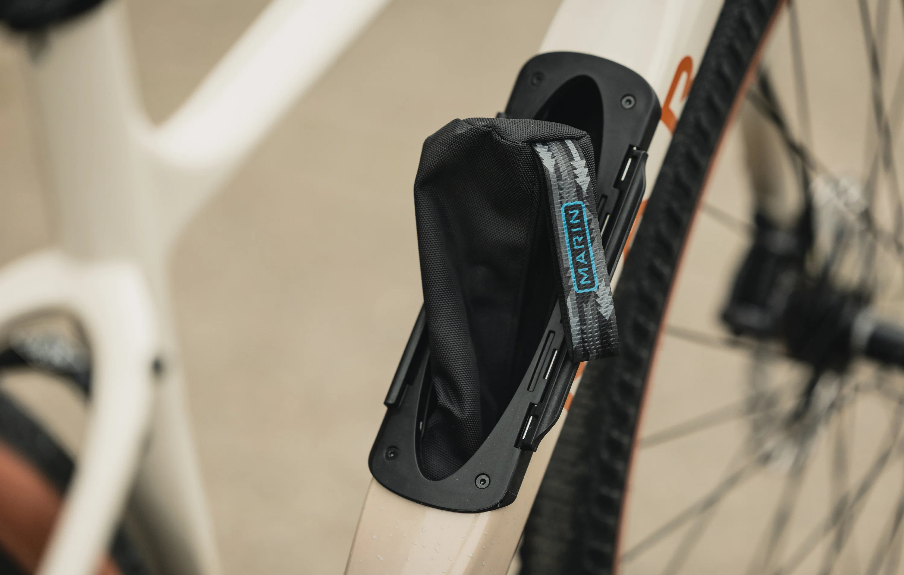 Marin Headlands 2 - Carbon Gravel Bike - Image 16