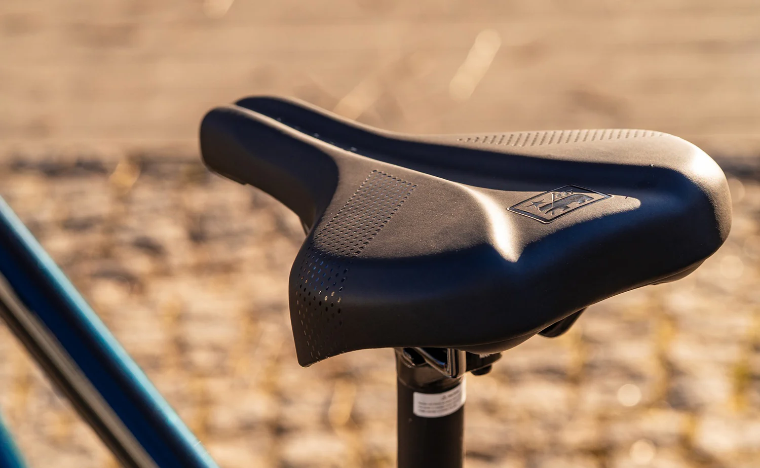 Marin Kentfield 3 - Hybrid Bike - Image 16