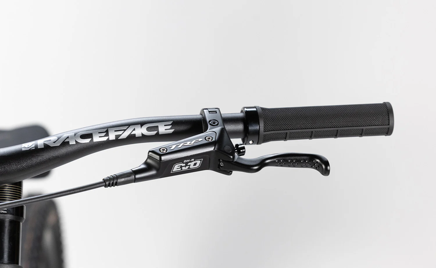 Polygon Collosus DH7 - Downhill Bike - Image 13
