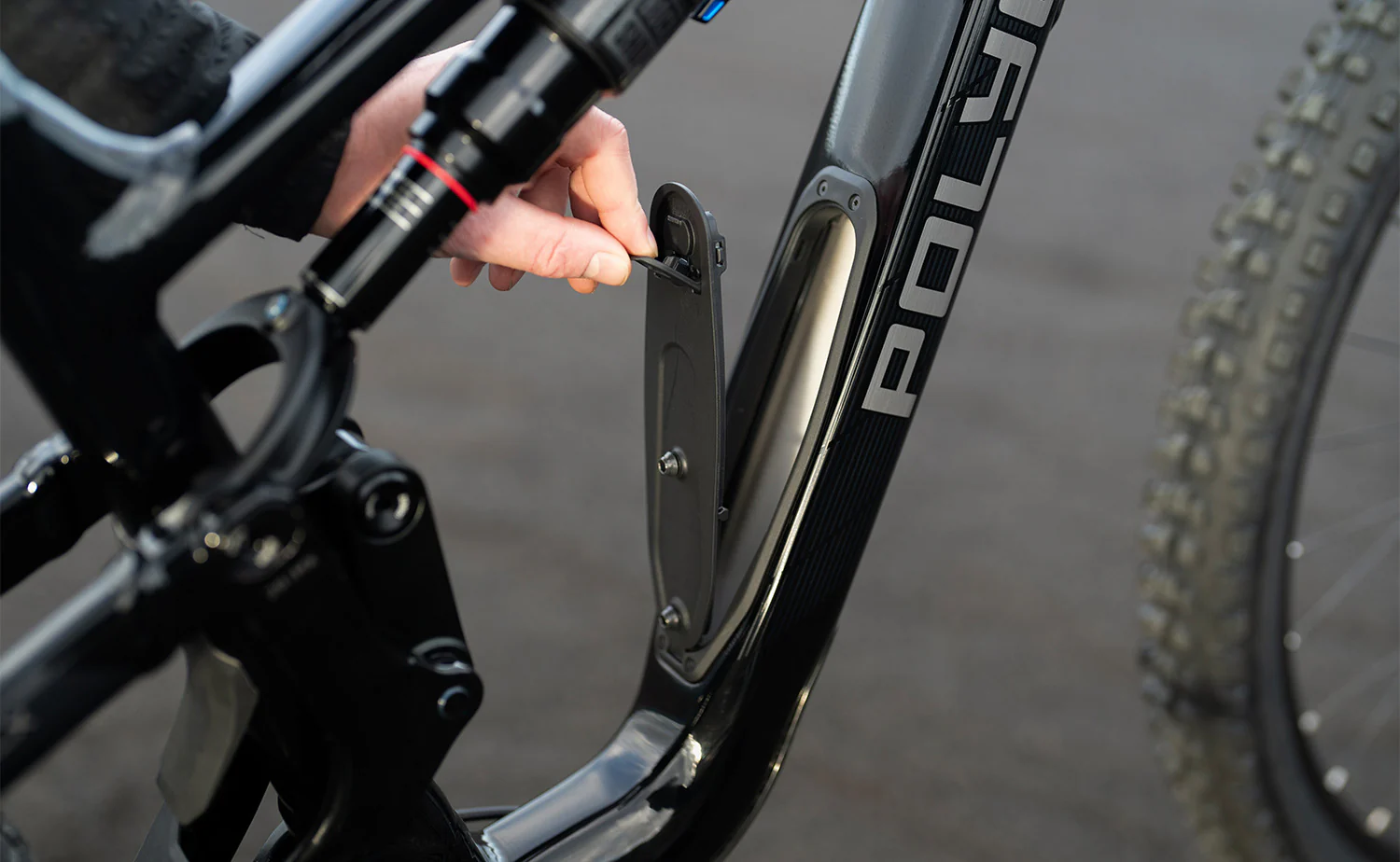 Polygon Collosus T6 – All-Mountain Bike - Image 15
