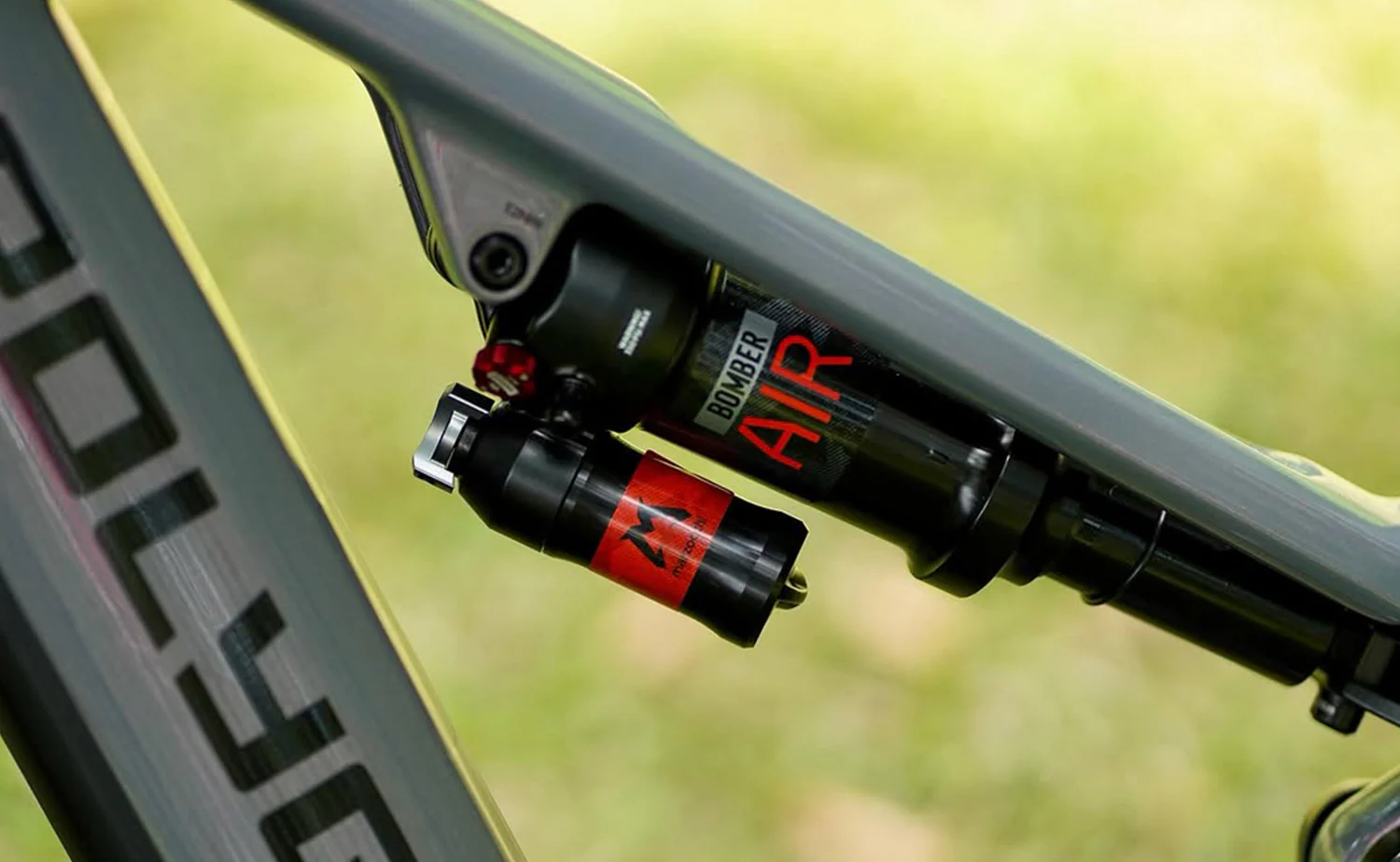 Polygon Collosus TE 8 - Bosch CX Carbon eMTB - Image 9