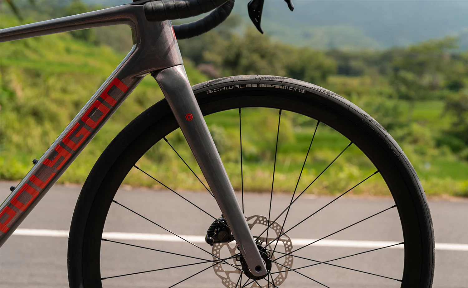 Polygon Strattos 7 - 105 Di2 Carbon Endurance Bike - Image 16