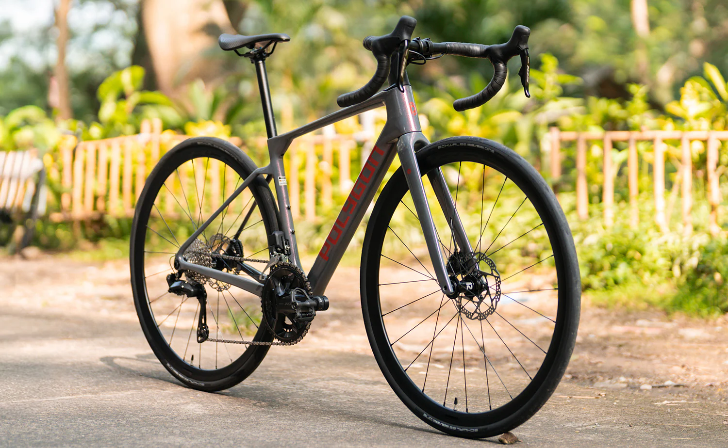 Polygon Strattos 7 - 105 Di2 Carbon Endurance Bike - Image 6