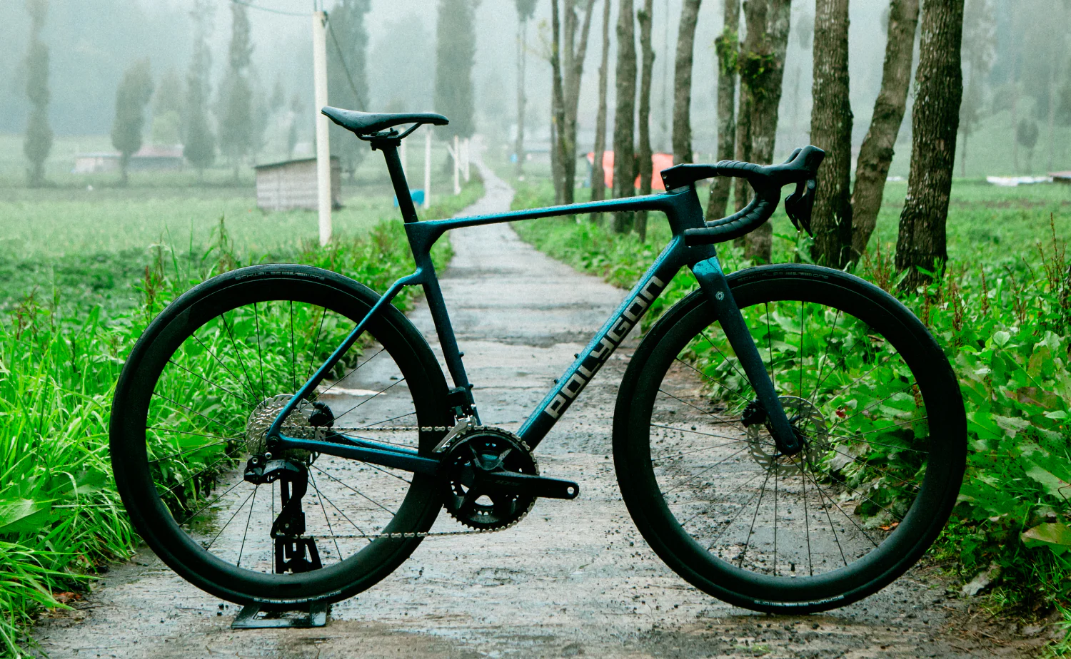 Polygon Strattos C7 - 105 Di2 Carbon Endurance Bike - Image 5