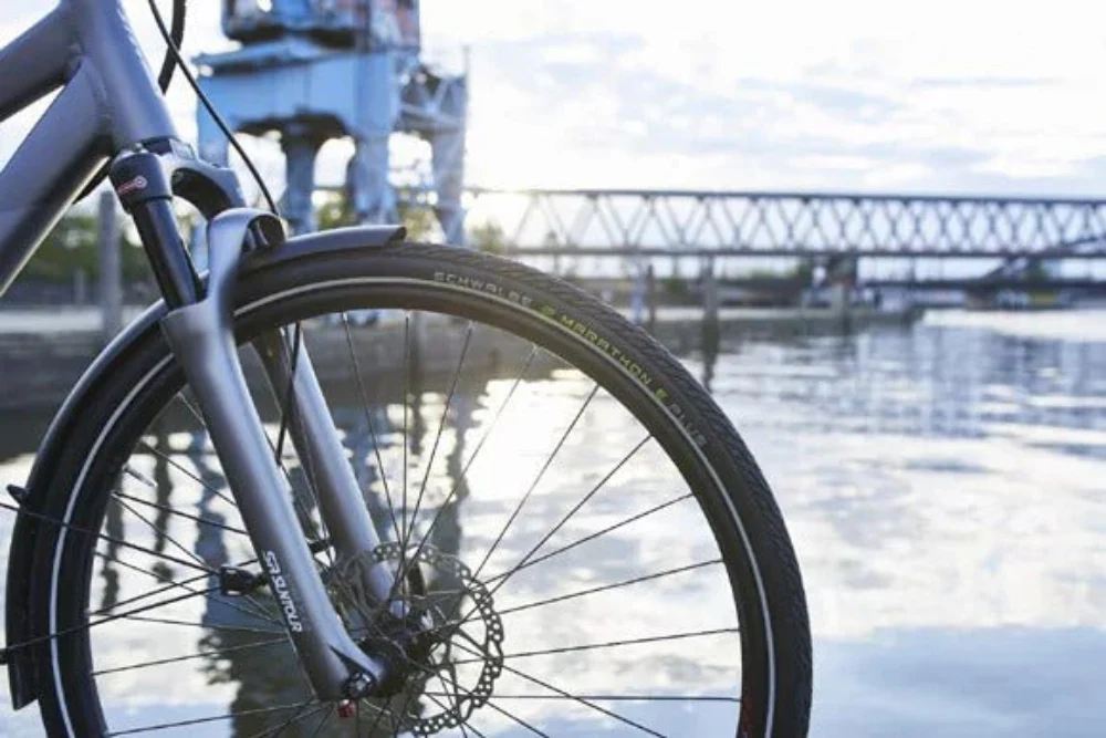 Schwalbe Marathon E-Plus - Urban Tyre - Image 4