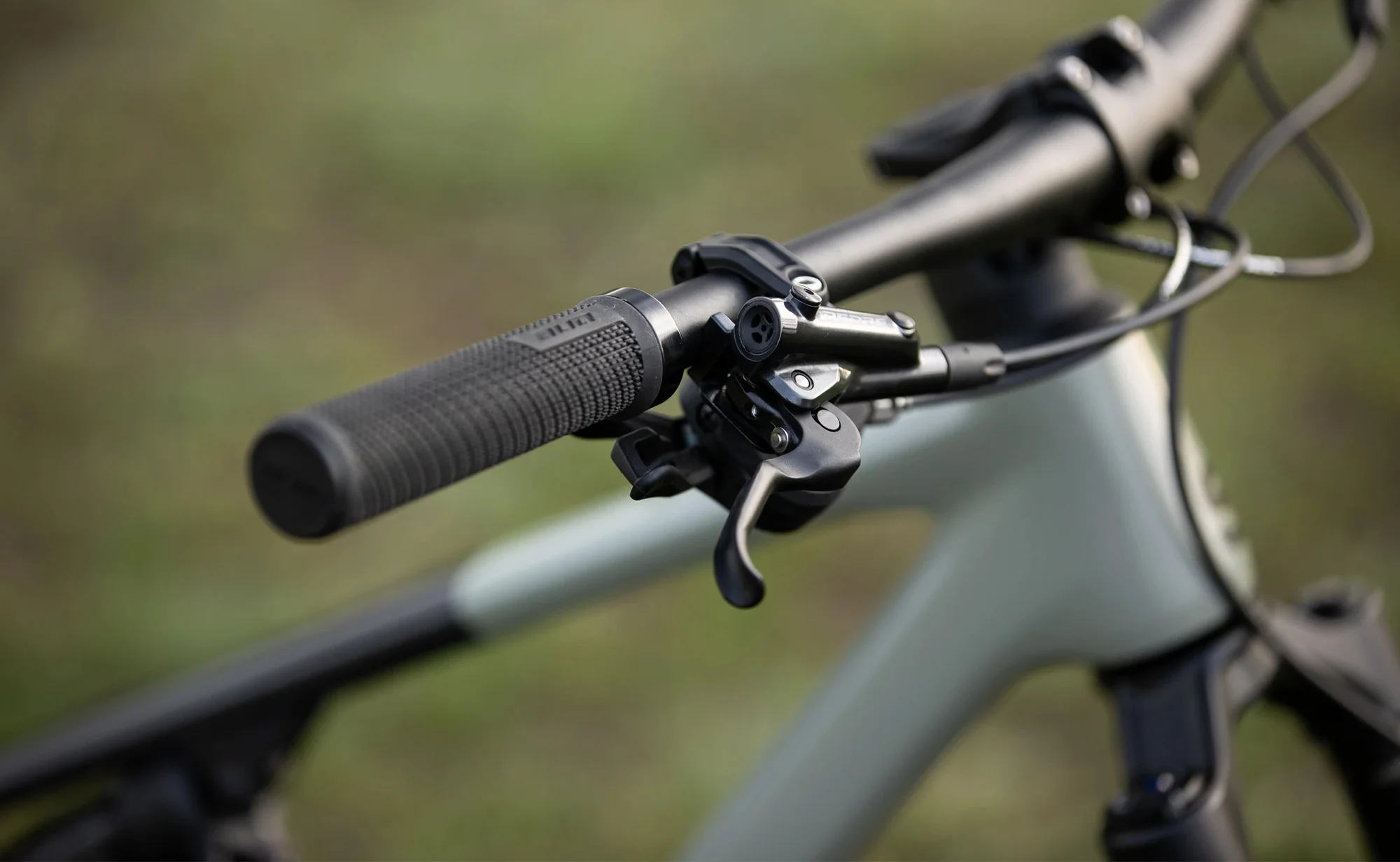 Superior XF 9.6 DC -  Lightweight Carbon Trail Bike - Image 7