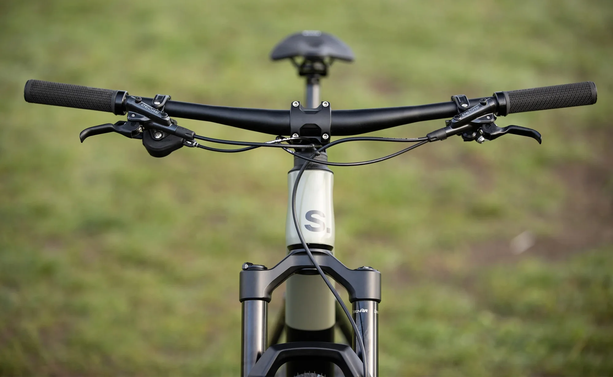 Superior XF 9.6 DC -  Lightweight Carbon Trail Bike - Image 9