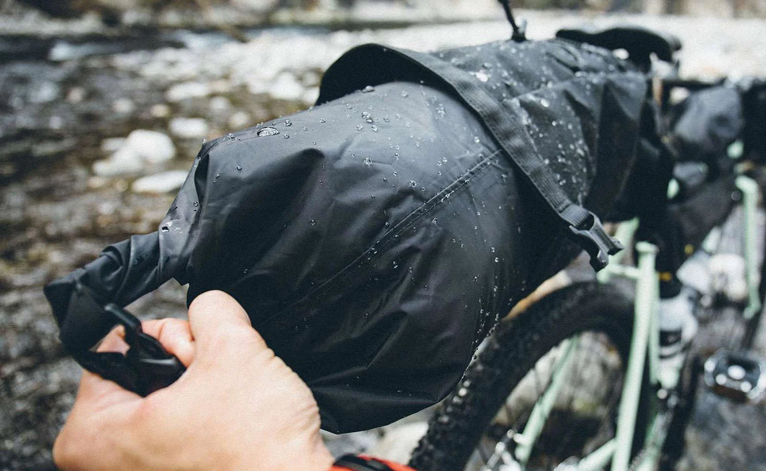 Topeak BackLoader 15L- Bikepacking Saddle Bag - Image 3