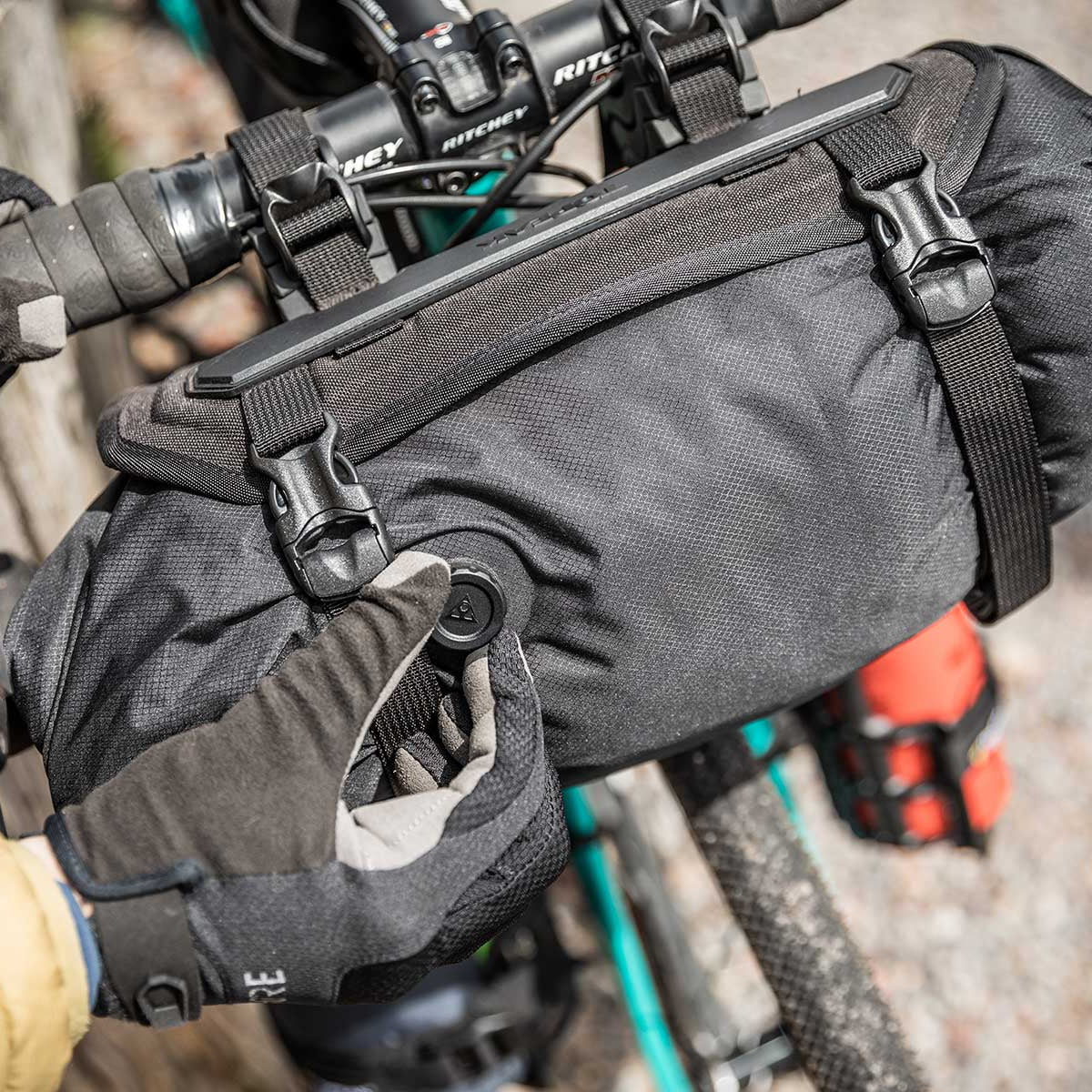 TOPEAK FRONTLOADER 12L - Image 5