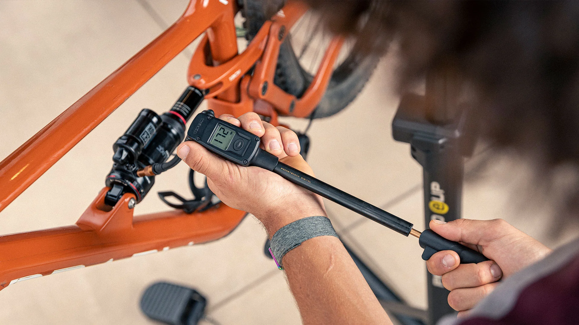Topeak Pocket Shock Digital - Image 11